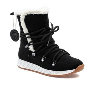 JSlides Oliver boots - never worn